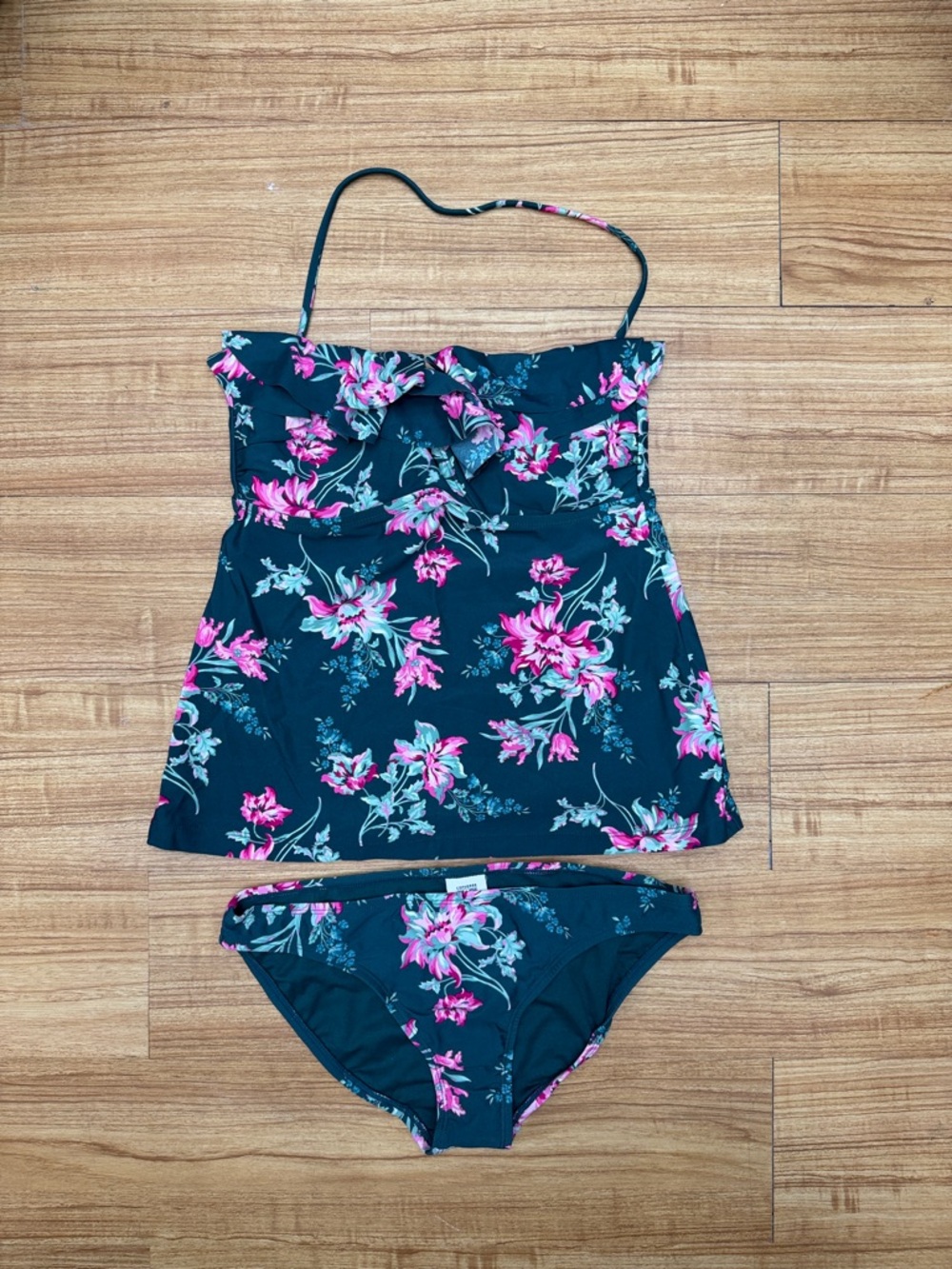 Converse Floral Tankini Set 2 Piece Ruffle Bandeau Size M NWOT